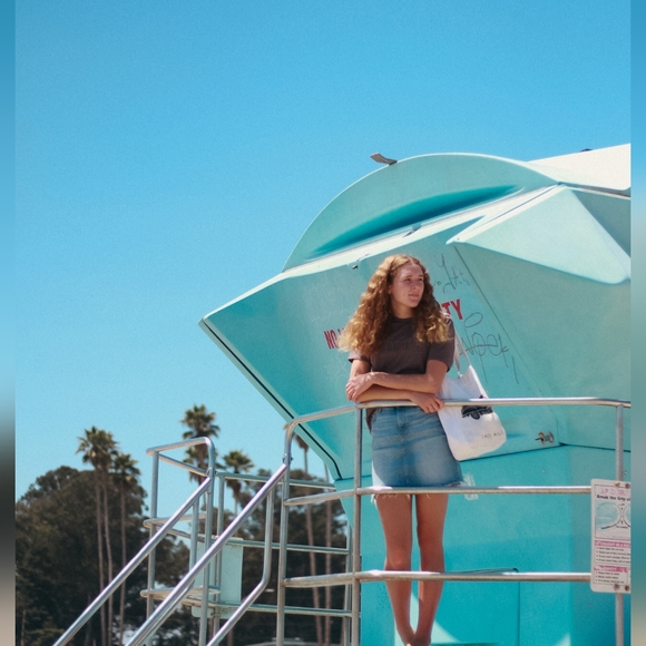 Meet your Posher, Shannon💙💙 - Picture 2 of 3